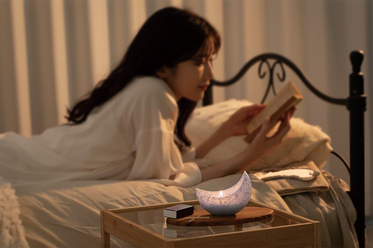 ツキ型のキャンドル